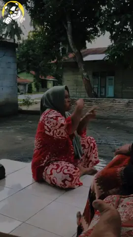 pasti kalian punya tetangga model begini nih 😂 #ibuiburempong #tukanggosip #tukanggibah #rajagosip🤪🤪🤪 