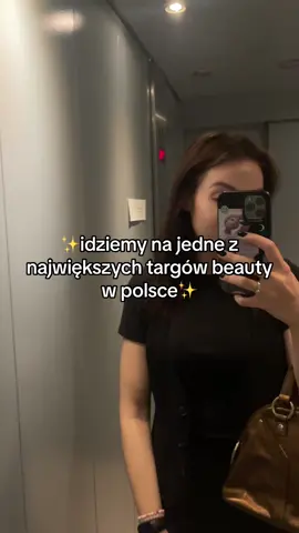 ✨zostańcie ze mną na dłużej✨ #girl #miceoinfluencer #blogger #me #OOTD #beautyforumpolska #beautyforumhair #poland #warsaw #me #outfit #chic #style #makeup #mua #fun 