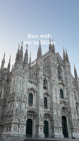 Run/walking/taking photoes at every corner🤍 #run #milano #Vlog #runninginmilan #milan #exchangestudent #exchangeyear 