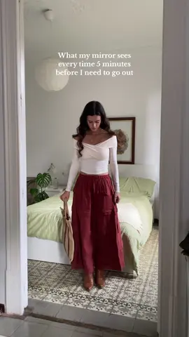 Changing thousand times 🙃 All from @edikted for 10% off use MARIONA10 🫶🏻🩷 #edikted #ediktedad #goingout #outfitideas #longskirt 