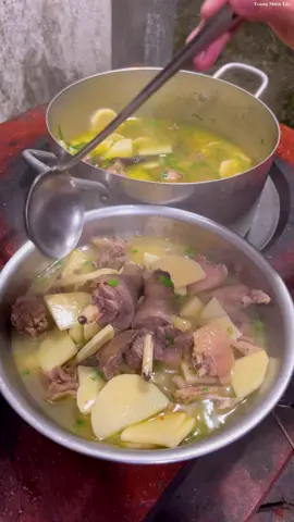Món gà nấu măng @tranvantrang98 #trangmientay #tranvantrang