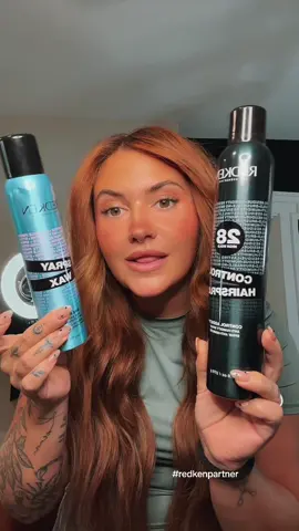 hairspray & spray wax are my fav profucts to finish a style 🤍🖤 @Redken #redkenprotok #redkenpartner 