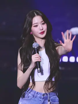 Wonyoung Cute Fancam 💗 #wonyoung #ive #dive #izone #wizone #cutefancam #fancam #viral #fyp #yunvjine #dontflopthis #blowup 