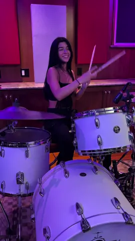 this song needs to be released now #fyp #tatemcrae #tatemcraegreedy 