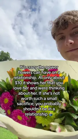 This is your sign to buy her flowers! #Relationship #couplegoals #relationshipadvice #husbandwife #flowers 