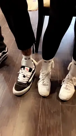 #stitch with @Juan Ledezma782 WHO really winning 