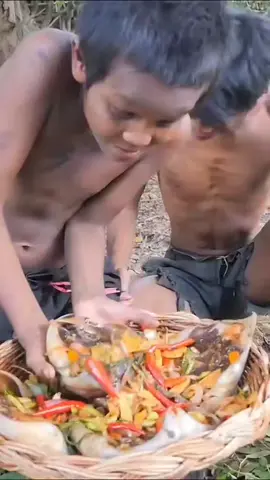 Mukbang in the forest#mukbabghijau #Master2023byTikTok #fyp #mukbang #foryou 