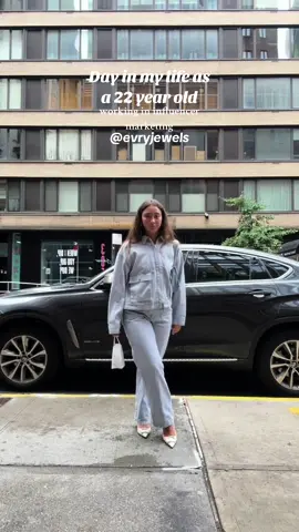 Day in the life working at @EVRY JEWELS #dayinthelife #working #cooljobs #cooljob #fashiontiktok #fashionmarketing #socailmediamarketing #socailmedia #contentcreator #influencermarketing #evryjewels #digitalmarketing #dreamjob #newyorkfashionweek #fashionnyc #nyfwfits #OOTD #foryou #foryoupage #fyp #trending #evryjewelscollab 