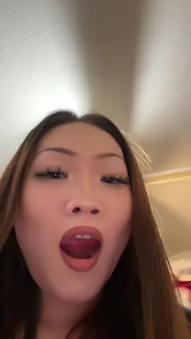 Considering i didnt put setting spray, the foundation stayed on pretty okay. #kimchi #kimchichic #kimchichicbeauty #kimchichicsquad #foundation #sad #kimchichicfoundation #makeupreview #review #lmao #igotplayed #fyp 