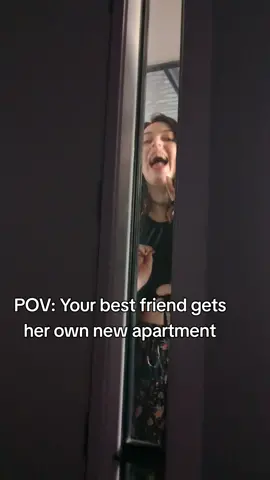 time to cut me a key ✨#bestfriend #wifey #hellojackie #newapartment #movein #bestie #yourdoorbellisntworking 