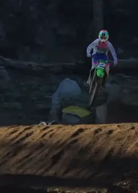 Mcgrath making the kx125 sing😍 #motocross #speed #mx #dirtbike #2stroke #viral #fyp #motorcycle #125cc #ama #kx125 🎥 - @Motocross Action 
