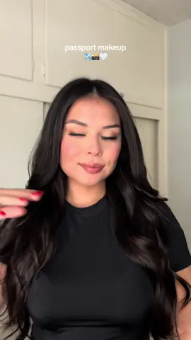 its giving mugshot #passportmakeup #driverslicensemakeup #photomakeup #passportgrwm #fypシ #makeuptok #makeuptutorial #paratiii #tutorialdemaquillaje #softglammakeup 