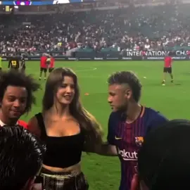 When neymar fell in love with amanda cerny 😍 #neymar#edits#neymarjr#neymaredit#amandacerny#goviral