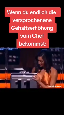 Dieser Moment, wenn man sich von seiner Gehaltserhöhung 2 Flaschen Cola, Cornflakes im Sonderangebot, 3 Tütensuppen und 4 Lutscher mehr im Monat kaufen kann... 🙈🙄#gehaltserhöhung #mehrgehalt #arbeitsmemes #workmemes #arbeitsmotivation #lustig #funnyvideos #funny 