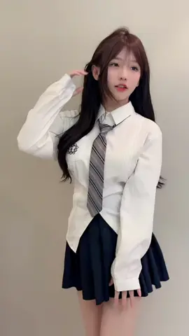 Cute dance in school uniform #sexy #beauty #cutegirl #sexyfigure #longlegs #longleggirl #cutedance #schoolunifrom #miniskirt #asiangirl #asianbeauty