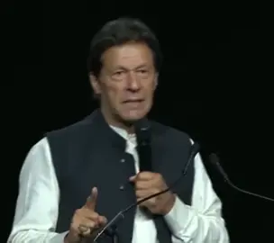 Naw main kisi ky samny jhuka hon saway Allah ky aur inshallah naw apni qoam ko kisi ky samny jhukny don ga …. #imrankhan #imrankhanpti #pti #americajalsa #ajjtak #speech 