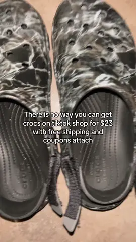 #crocs #croc #crocsgang #crocs4life #crocsad #crocsquad #crocswithnosocs #crocschallenge 