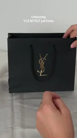 Unboxing the MYSLF parfume by  @YSL Beauty  YSL silhouette in a bottle. Luxurious and timeless 🖤  a woody floral fragrance with a unique, lingering trace of modernity. #asmr #asmrunboxing #asmrparfume #unboxingvideo #prpackage #yslbeauty #yslmyslf #myslfperfume #yslfamily 