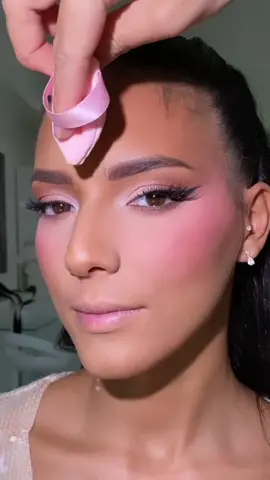 Blend & set  #foryou #fy #makeup #pourtoi #trend 