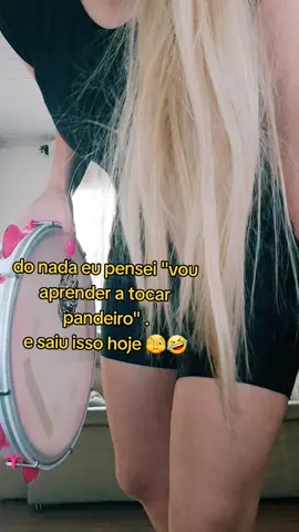 estou sentindo que uma hora vai dar certo kkkkk #pandeiro #pandeiroiniciante 