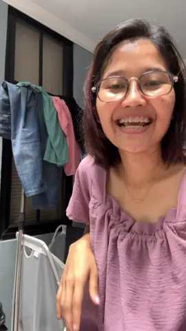 Tu baju apa gembok pager digantungin ? 