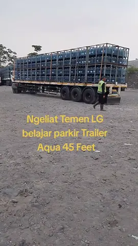 #driverpurbalingga #drivermudapunyacerita #drivermuda_punyacerita #drivermuda😎 #drivermudaindonesia #handalgunasarana #hgs #komunitastrukindonesia #komunitastruk #supirmuda #belajarparkir #truktrailerindonesia #telolet #basuriv3 #basuri #drivermoeda #dribermudahpunyacerita 