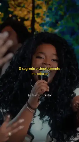 O segredo é simplesmente me adorar !!                                               #musicagospel #gospel #louvor #viral #fycristao #fé #Deus #hino 
