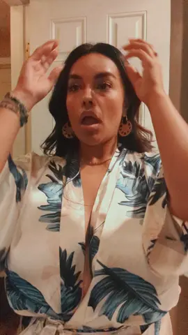 nobody cares about my business 😂 happy Wednesday 😊