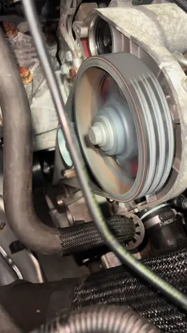 Checking for a noise after timing belt installation on 2.3 JTD.. #timingbelt #mechanic #mechaniclife #mechanictips #mechanicproblems #diydaly #vehicletechnician #cargarage #garagelife #motortrade #mechanicsofinstagram #mechanicsoftiktok 