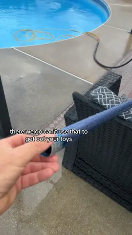 Rain dont stop me but it did my speaker 🤷🏼‍♂️ #h20leakdetection #leakdetection #poolleak #swimmingpool #leak #poolcleaning #fyp #foryoupage #poolguy #satisfying #poolleakdetection #asmr 