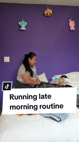 Alarm did not ring, Arlene decided to shower, Ariel crying omg 😭 #morningroutine#schoolmorningroutine#specialneedsmom#momlife#MomsofTikTok#motherhood#motherhoodunplugged#motherhoodunfiltered #sahm#sahmof6#sahmlife#sahmsoftiktok#latinamom#latinacreator#vidademama 