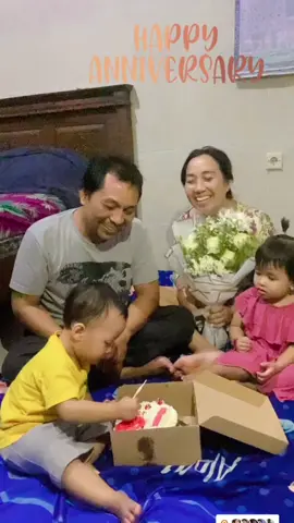Happy Anniversary Kakek dan Nenek 🥰🌺 #fyp #fypシ #kasihsayangkakeknenek #family #weloveyou #happyanniversary 
