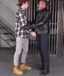 i downloaded the wrong walking dead😭😭💔 