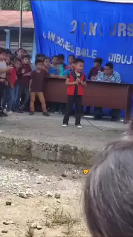 Mi compa después de dos cervezas 🍻 🍻                                     #🤣🤣🤣🤣🤣🤣 