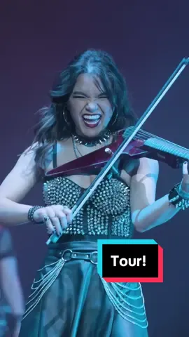 The biggest show of my life! Excited to do it again in arenas all over Europe with Two Steps from Hell! #twostepsfromhell #europe #tour #protectorsoftheearth #electricviolin #electricviolinist 