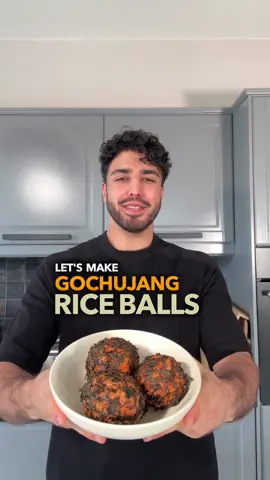Gochujang Rice Balls Full recipe on the blog (link in bio) Ingredients: * Chickpeas, mashed * Mayonnaise * Pinch of salt * Soy sauce * Rice vinegar * White pepper * Nutritional yeast * Cooked rice * Gochujang (Korean chili paste) * Dried nori flakes * Sesame oil ⁣⁣ ⁣⁣ ⁣⁣ #japaneserecipe #onigiri #riceball #riceballs ⁣⁣ #veganfoodshare #onigiriaction #asiancooking #asianrecipes #vegan #veganrecipes #veganrecipe #veganrecipeshare #veganmealprep #asianvegan #riceball #riceballs #vegancooking #japanesefood #veganmeals #asiatisch #veganfood #japaneserecipe #ricerecipes #vegancooking #riceball #veganrecipe #asianvegan #simpleveganfood #plantbasedvegan #japanesevegan #veganrecipe #vegan #rice