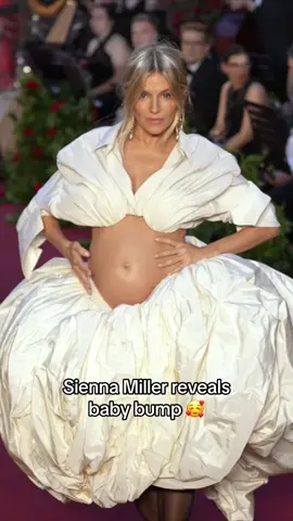 Sienna Miller and a special plus one! 🤍 The actress debuted her baby bump as she walked the red carpet at Vogue World: London 2023 🤩 #siennamiller #siennamilleredit #siennamillerstyle #actress #redcarpet #babybump #celebpregnancy #celebs #celeb #celebrities #celebrity #pregnant 