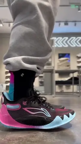 Jimmy Butler 1 sneakers, practical sneakers inside and outside the court, J&T shipping, 3-5 days to the Philippines, free shoe box and socks, order from Yellow Basket.#basketball #basketballshoes #shoes #jb1 #tiktokshop #goodthing #fashion #goodthing #foryou #viraltiktok 