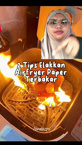 resepi ayam bakar bbq disini  @tia nazri  kalau silicon yg murah dia boleh cair n terbakar jugak. saya suka guna kertas ni sebab pakai buang, non stick, and makanan jadi moist & tak kering kontang😄 #airfryerpaper #airfryerterbakar #tipsairfryer #kertasairfryer #resepiairfryer #airfryerrecipes #tipsmasak #airfryersiliconebakingtray #siliconairfryertray 