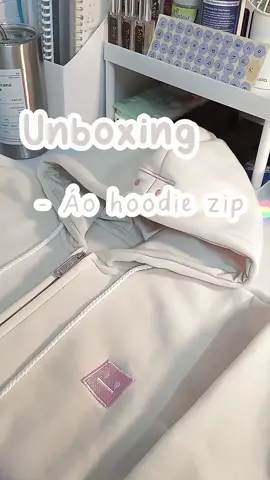 áo xinh cho mí bà đâyy 😘 #unboxing #review #hoodie #hoodiezip #aoni #trending #xuhuong2023 #LearnOnTikTok  #foryou #fypシ #linhnguyen_fy 