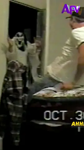 Ready for a blast from the past?? 🤣 #afv #throwback #videosfromthevault #retro #90s 