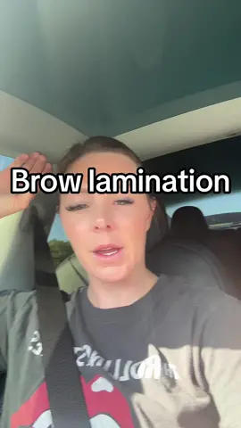 Love a good brow lamination #fyp #browlamination #brows #momtok 