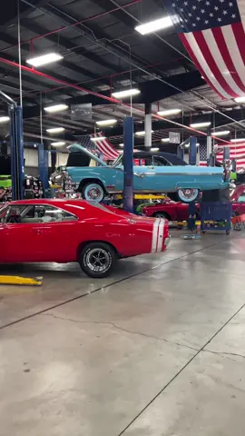 Take a look at the cars on the lifts today! 😍🔥 Which one would you pick?