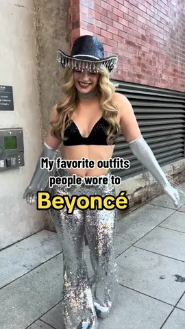seattle won best dressed but not the mute challenge 🐝🪩 #beyonce #renaissancetouroutfit #concert #concertoutfits #seattle #outfitideas #concertoutfitinspo  