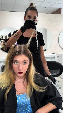 ¡Reaccion del #alisadokativa 💔! @Paula Quintero #cambiodelook #cabelloroto #hairtransformation #haircut #hairtutorial #hairstyle #alisadobrasileño #peluqueriasevilla 