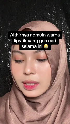 Demi apa warna lisptiknya cangtip terus ringan pol 😭🫶🏻🤧 maafin lebay tapi beneran kok #fyp #lipstick #sr12 #sr12herbalskincare #lipmoussesr12 