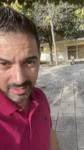 De los creadores de corre corre que te pillo, llega…..   Deja el título del vídeo en los comentarios 