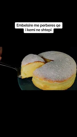 Embelsire me 3 perberes ••Përbërësit:  -350 g kos  -4 vezë  -100 g sheqer  -50 g niseshte misri  -1 lugë çaji pluhur pjekje sheqer pluhur  ••Piqeni për 50 minuta në 170 ° C.  Ju befte mire .. … …. ….. #kuzhinatradicionale #kuzhina #kuzhinaime #gatime #gatimeshqiptare #gatimetradicionale #gatimeteshpejta #kuzhinaedjalit #kuzhimanthi #albania #albaniangirl #shqip #fyp #food #Recipe #chocolate #cake #fypシ 