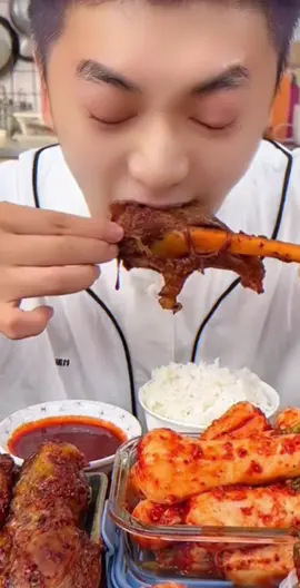 #food #foodasmr #foodtiktok #asmr #mukbang #mukbangvideo #eating #chinesefood #diliciousfood #fyp #trending 