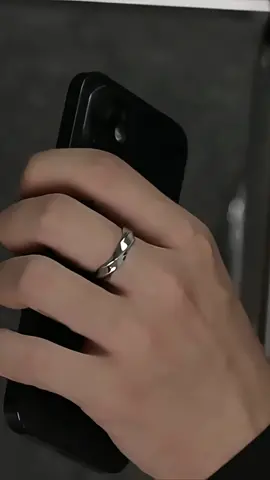 Nhẫn nam nữ basic  #nhandeotay #nhandep #doxinh  #nhannam #nhannu #trangsuc #phukientrangsuc #xuhuong #phukienthoitrang #trangsucbac #trangsucxinhxan #hottrend 